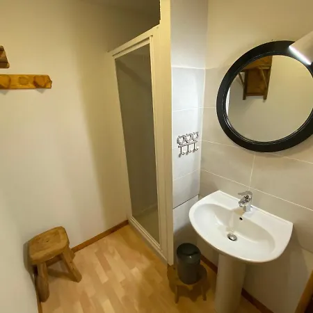 Apartment Spacieux De 3 Pieces Avec Grande Terrasse Et Acces Direct Aux Pistes A - Fr-1-692-53 La Chapelle-d'Abondance